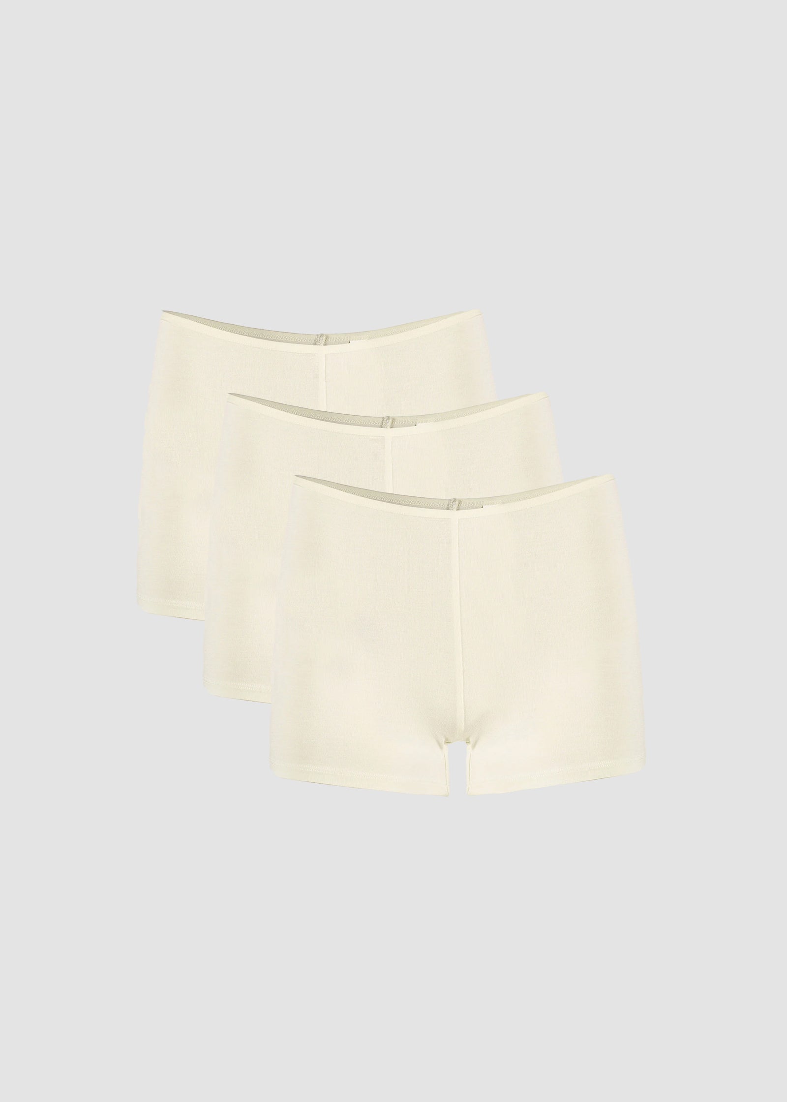 パンツ Eaphi 24aw fluffy short pants beige 2 パンツ Eaphi 24aw fluffy short pants beige 2 パンツ Eaphi