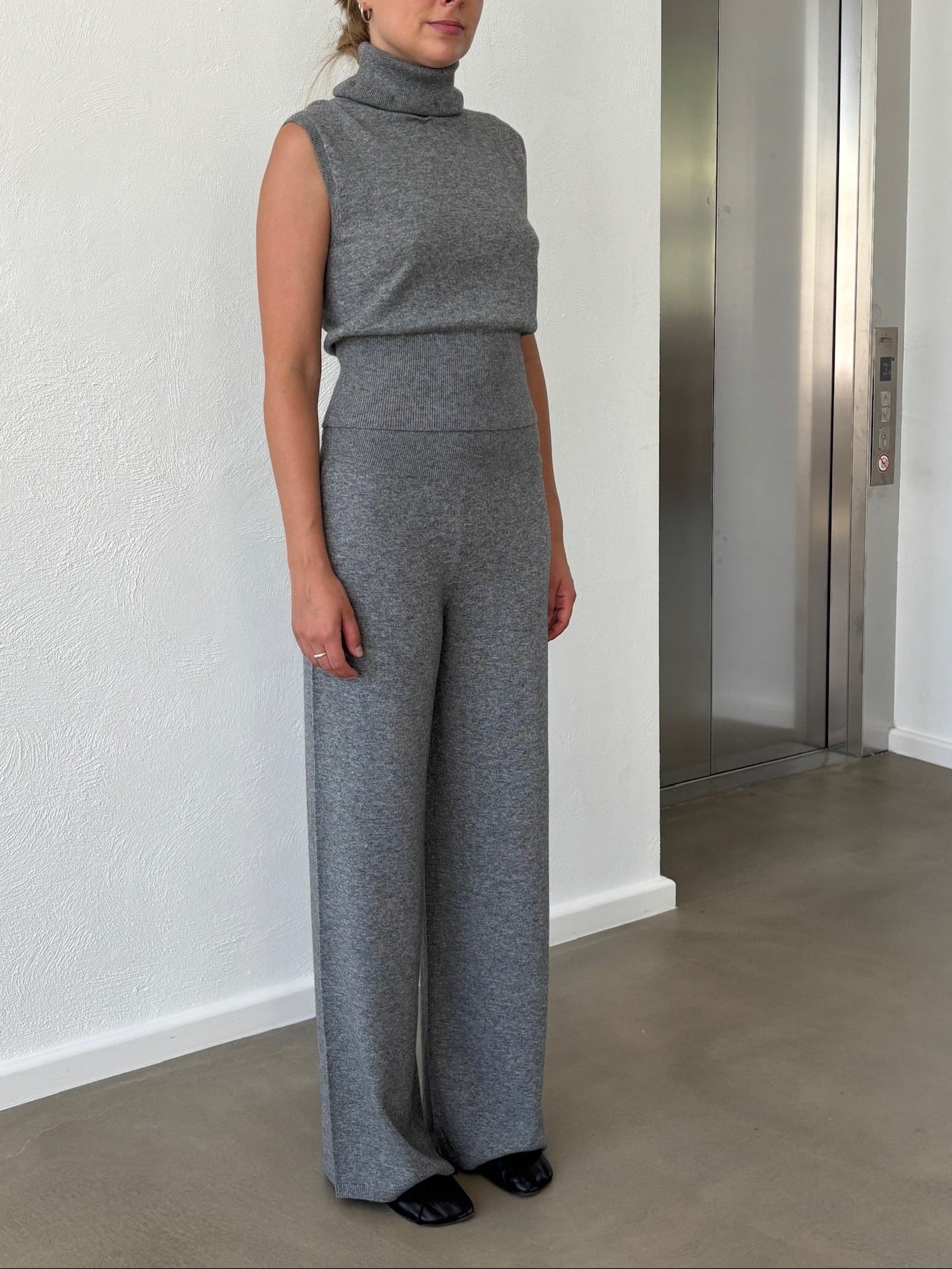 【週末価格】サイズ1/グレー/CASHMERE TROUSERS 週末価格】サイズ1/グレー/CASHMERE TROUSERS